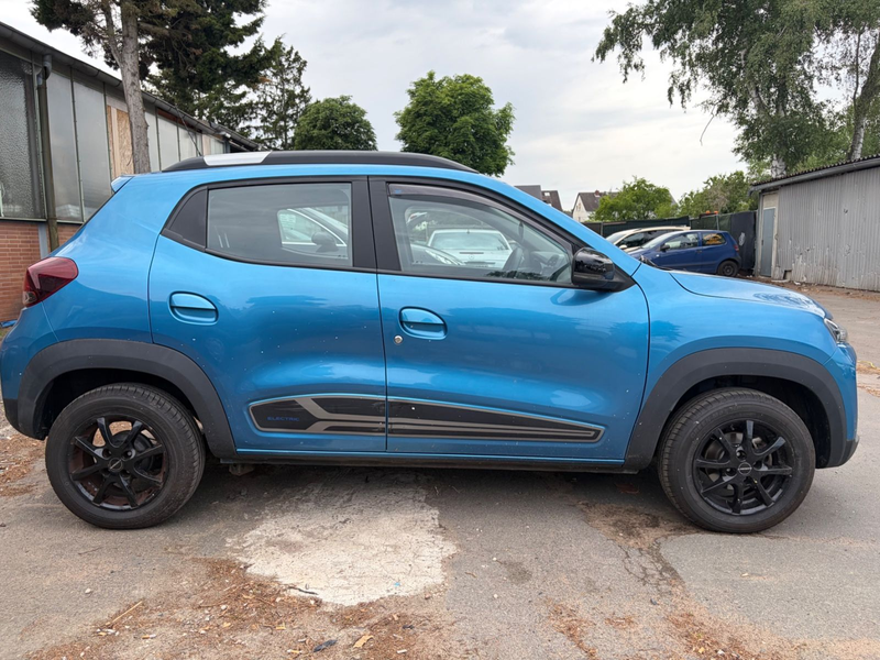 Dacia Spring Comfort Plus NAVI KAMERA LEDER — photo 3