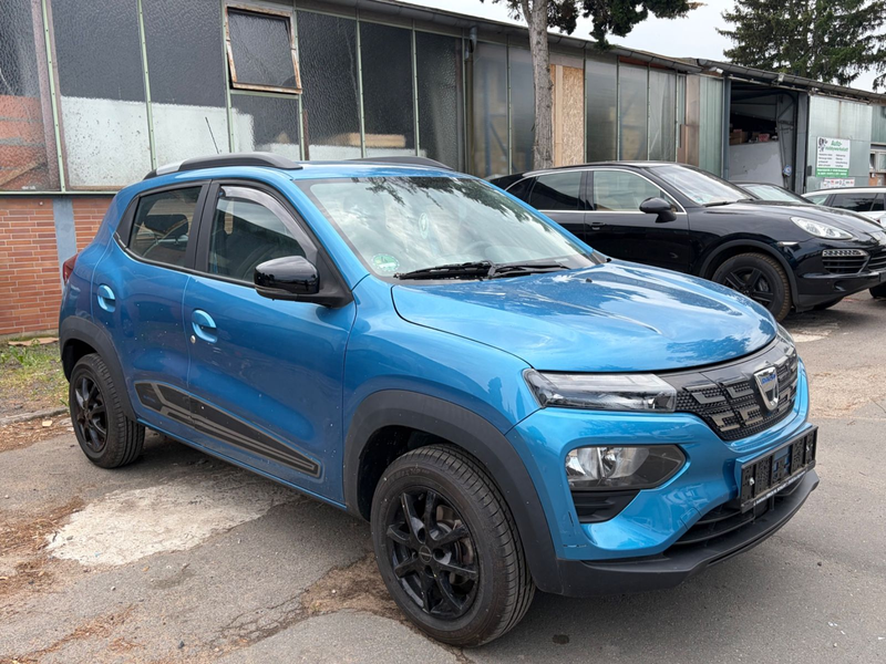 Dacia Spring Comfort Plus NAVI KAMERA LEDER — photo 2