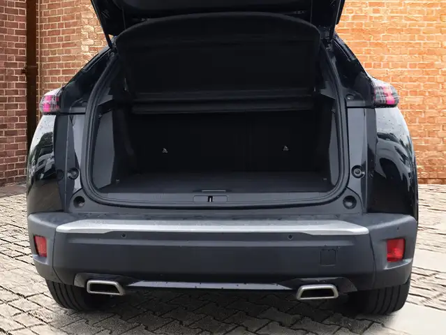 Peugeot 2008 view 6