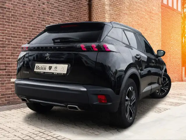 Peugeot 2008 view 4