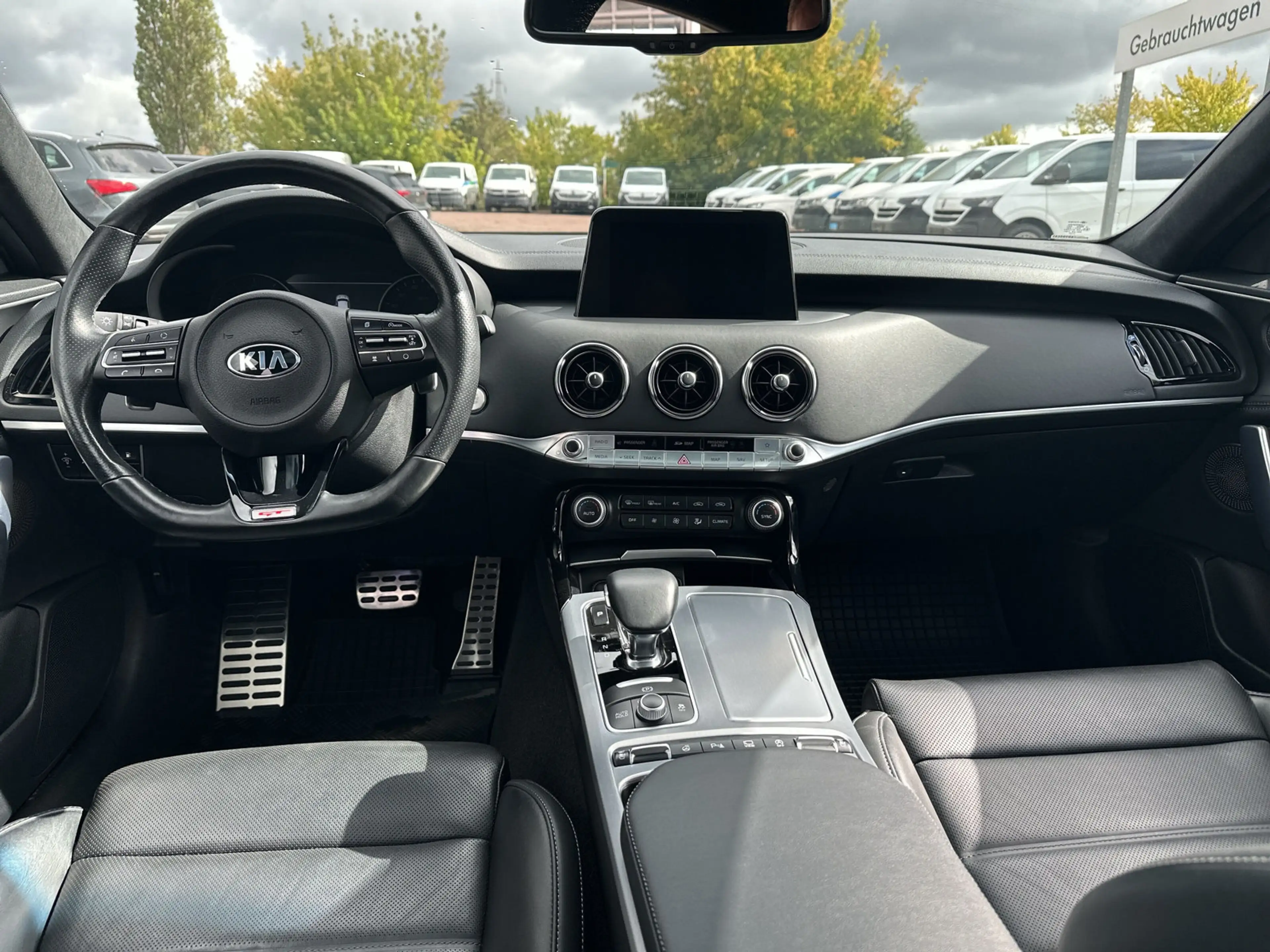 Kia Stinger 3.3 T-GDI 4WD GT SCHIEBEDACH LEDER HARMAN — photo 15