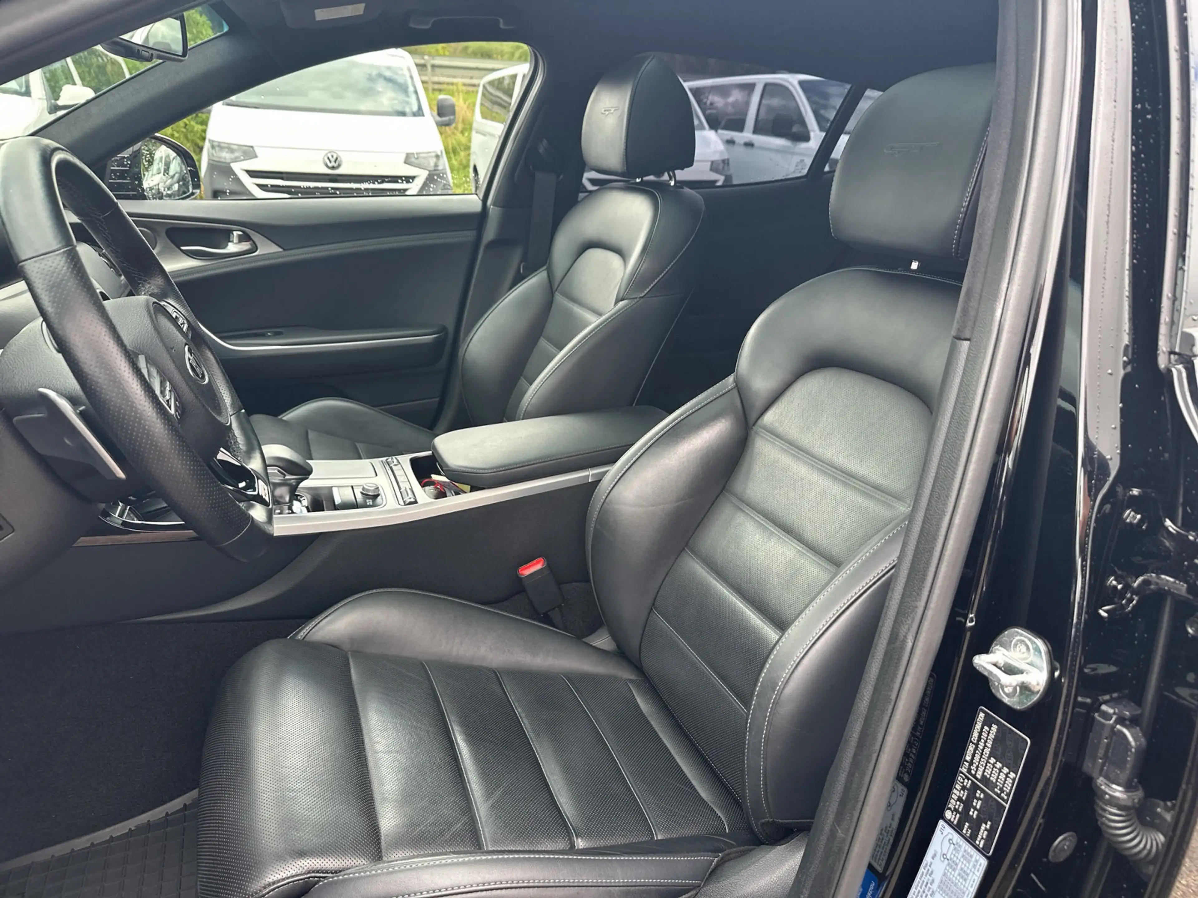 Kia Stinger 3.3 T-GDI 4WD GT SCHIEBEDACH LEDER HARMAN — photo 9