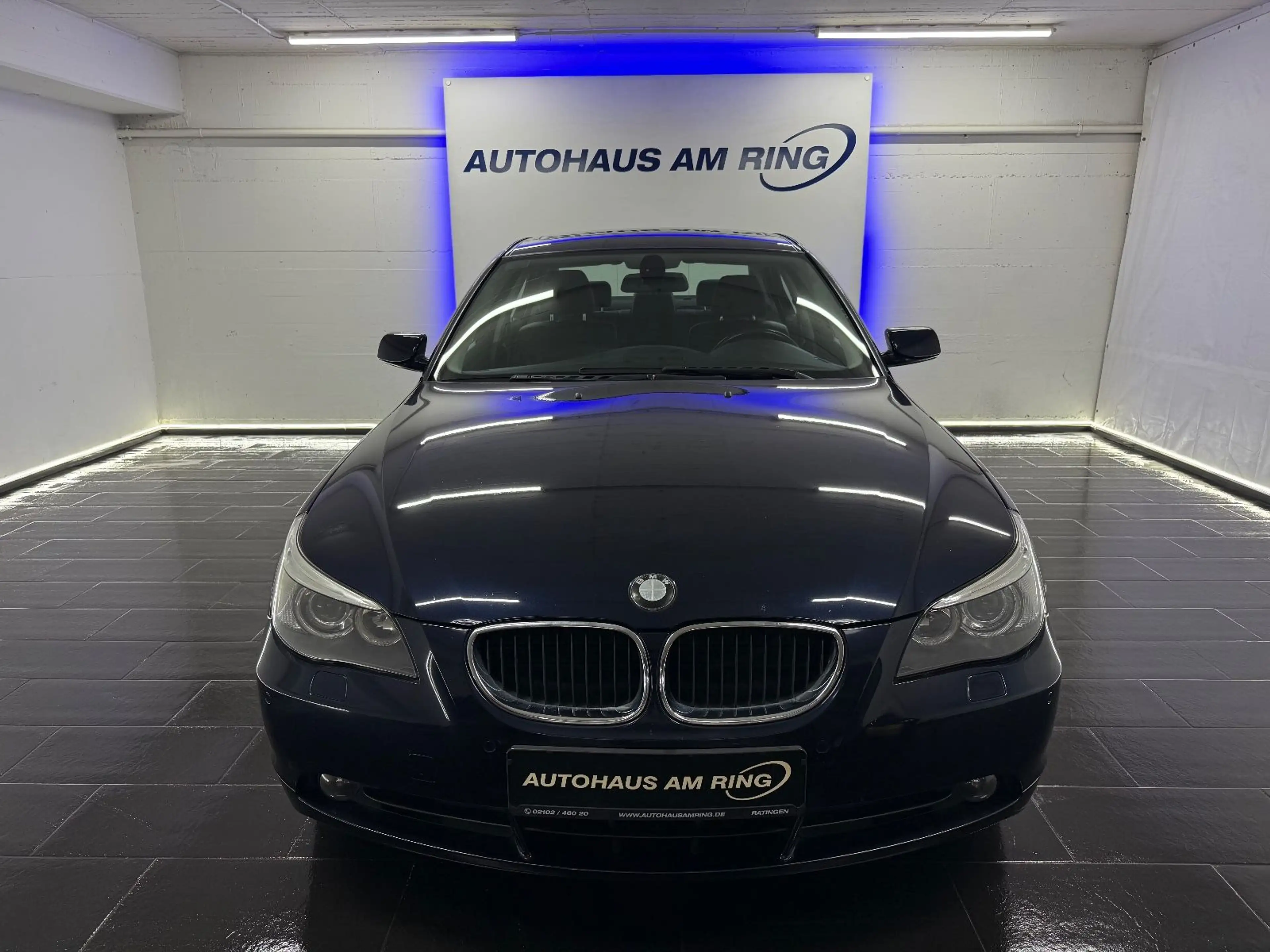 BMW 525 i Lim. LEDER XENON SHD NAVI 2xPDC SZHZG TEMPO