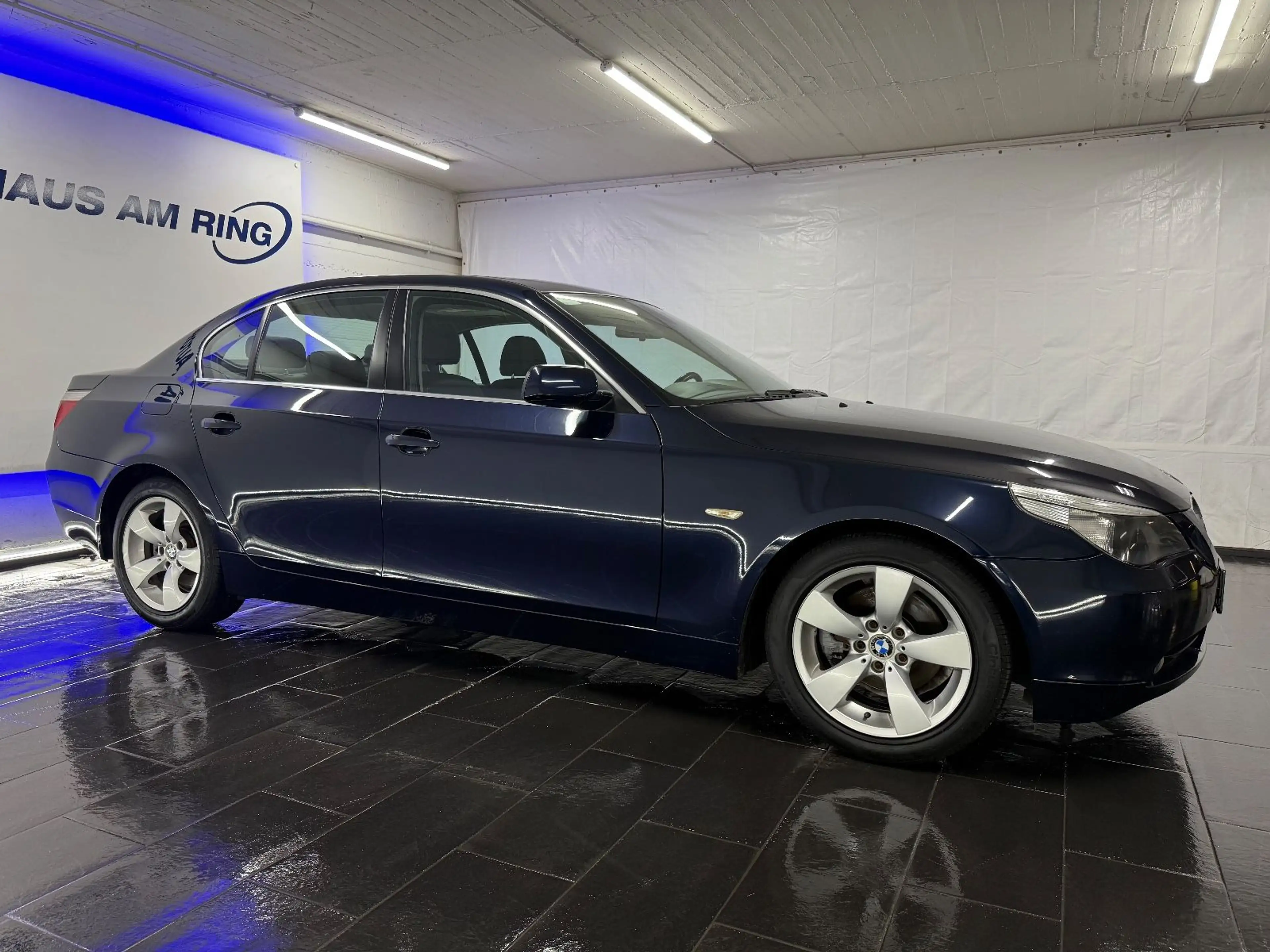 BMW 525 i Lim. LEDER XENON SHD NAVI 2xPDC SZHZG TEMPO — photo 5