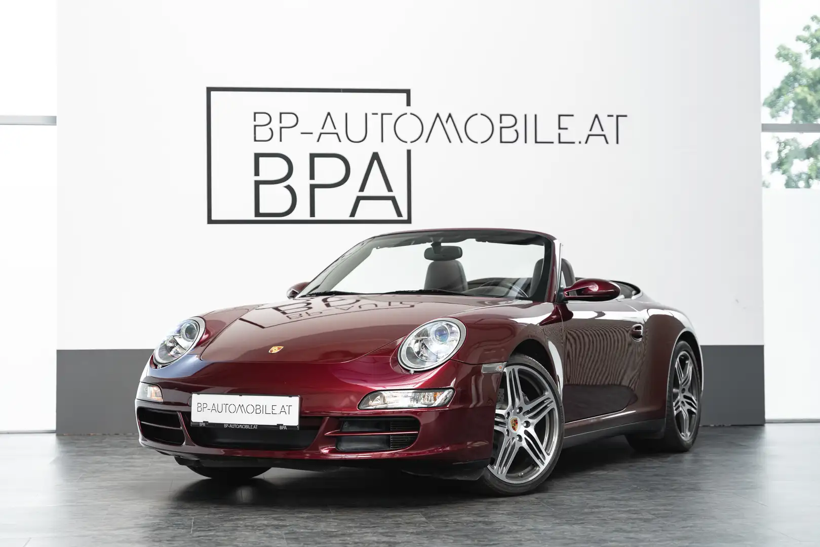 Porsche 997 Carrera 4 Cabrio // Handschalter // Rouge - 1