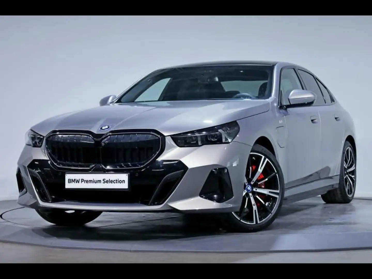 BMW 550 e xDrive Berline Kit M Sport Gris - 2