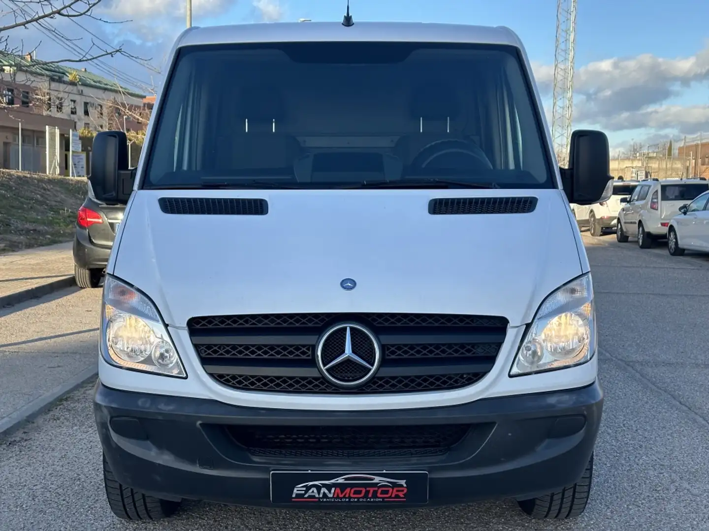Mercedes-Benz Sprinter Ch.DCb. 216CDI Compacto Blanco - 2