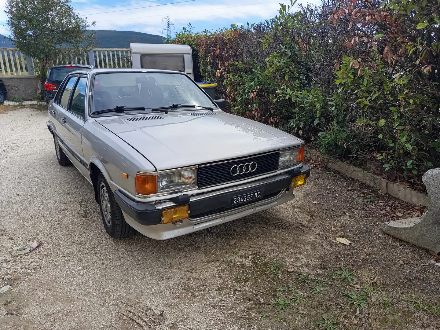 Audi 80 1.6 td GL 4p - 1
