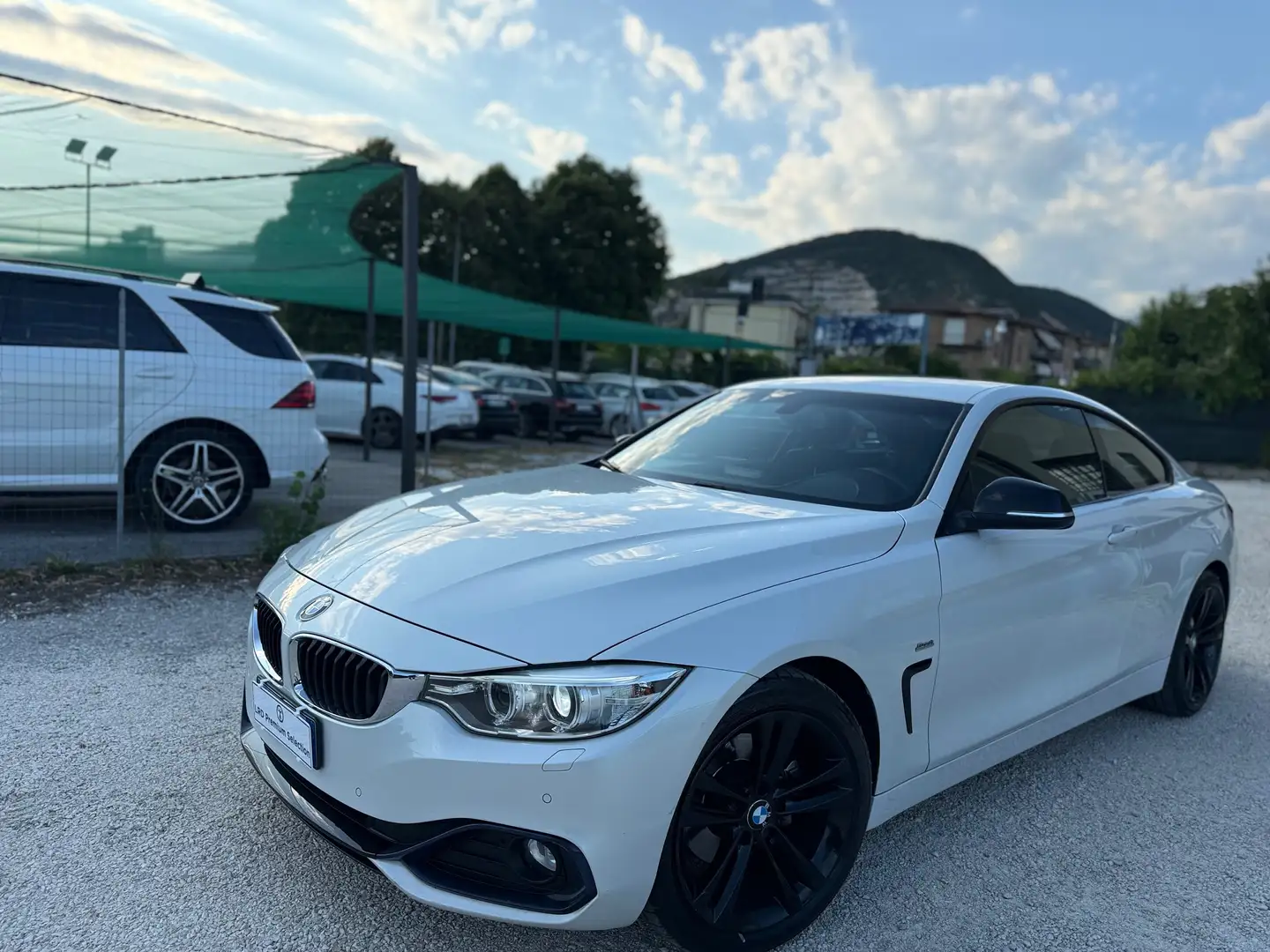BMW 420 420d Coupe Sport auto Euro6b Wit - 2