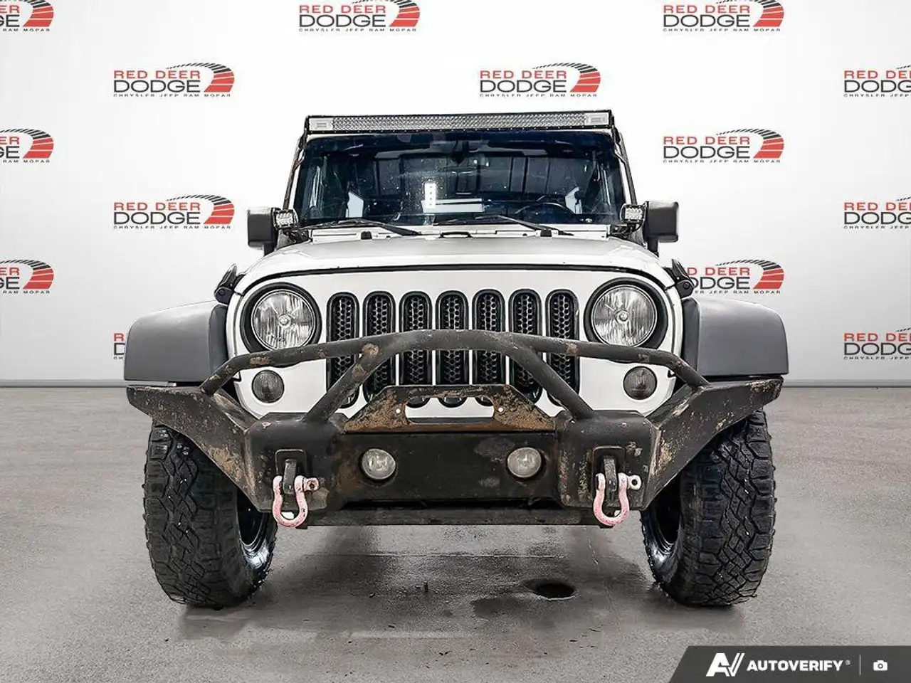 Jeep Wrangler снимка Jeep Wrangler