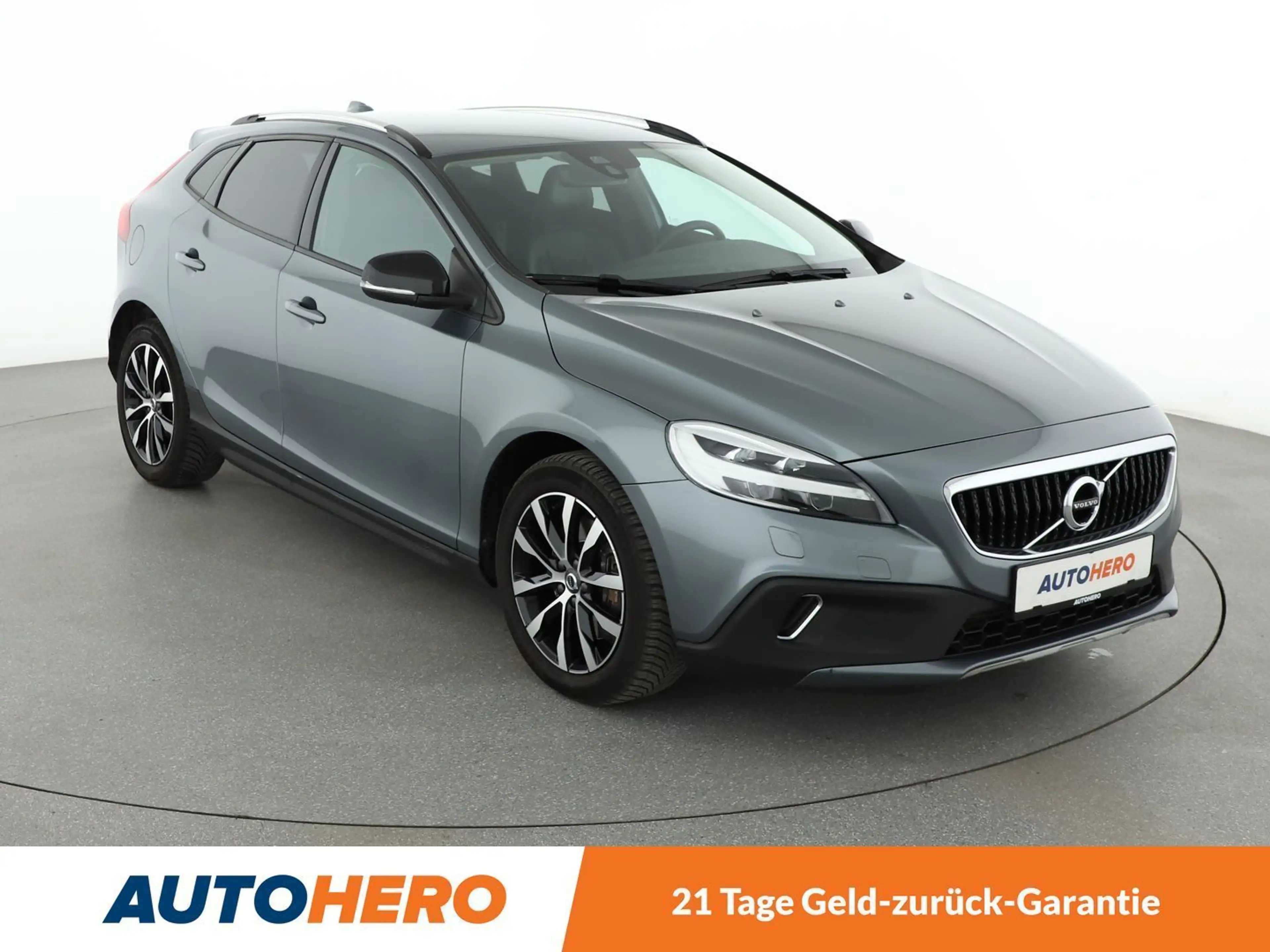 Volvo V40 Cross Country 1.5 Plus Aut.*TEMPO*PDC*SHZ*NAVI* — photo 8