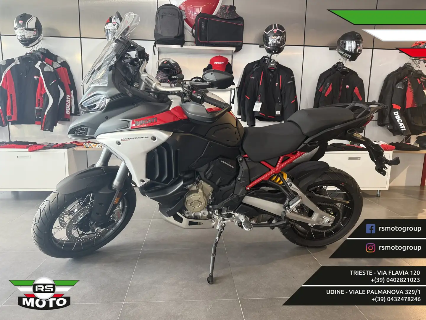 Ducati Multistrada V4 Fekete - 1