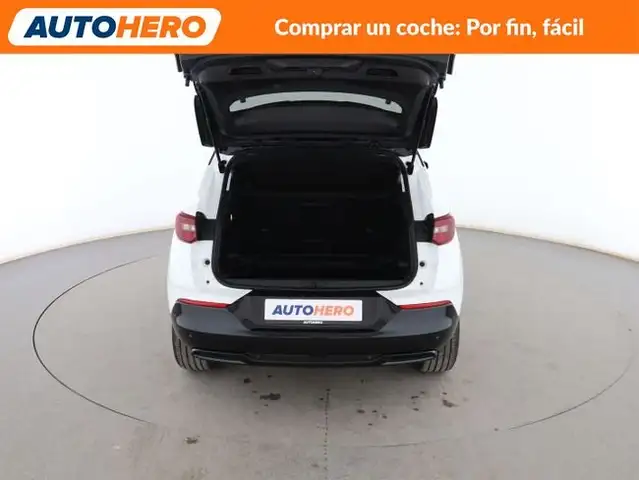 Opel Grandland view 17
