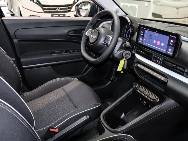 Fiat 600 view 3