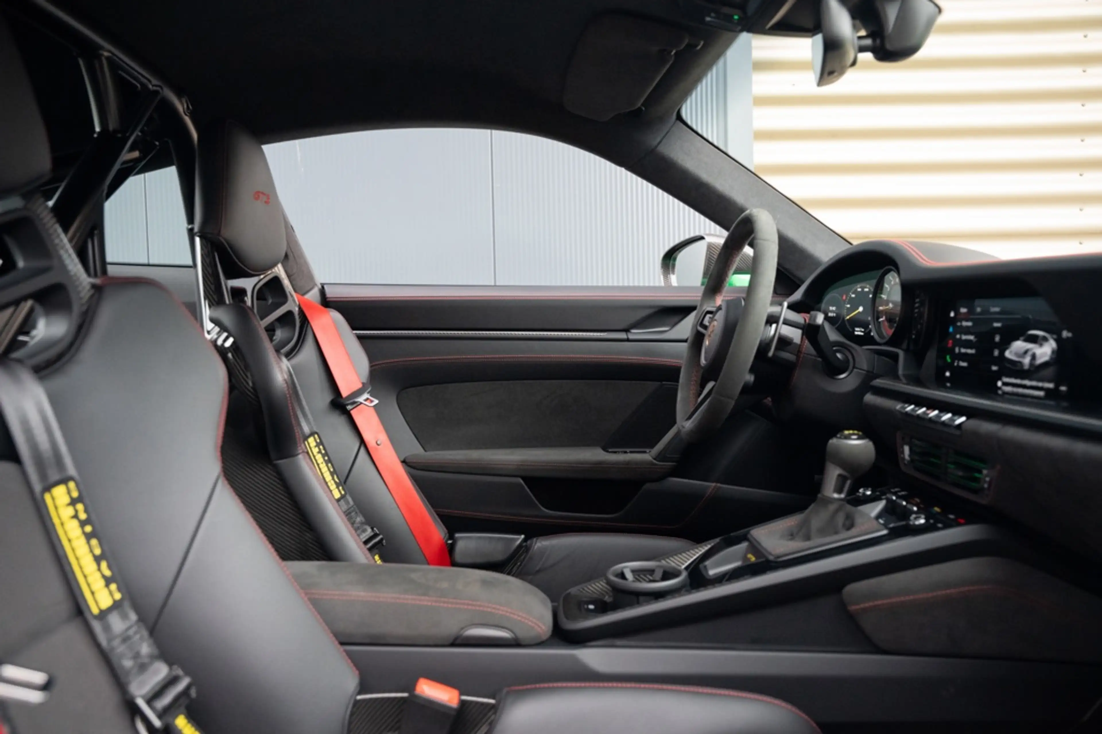Porsche 992 4.0 GT3 992.1 | PCCB | Clubsport | Lift | Bose | P — photo 15