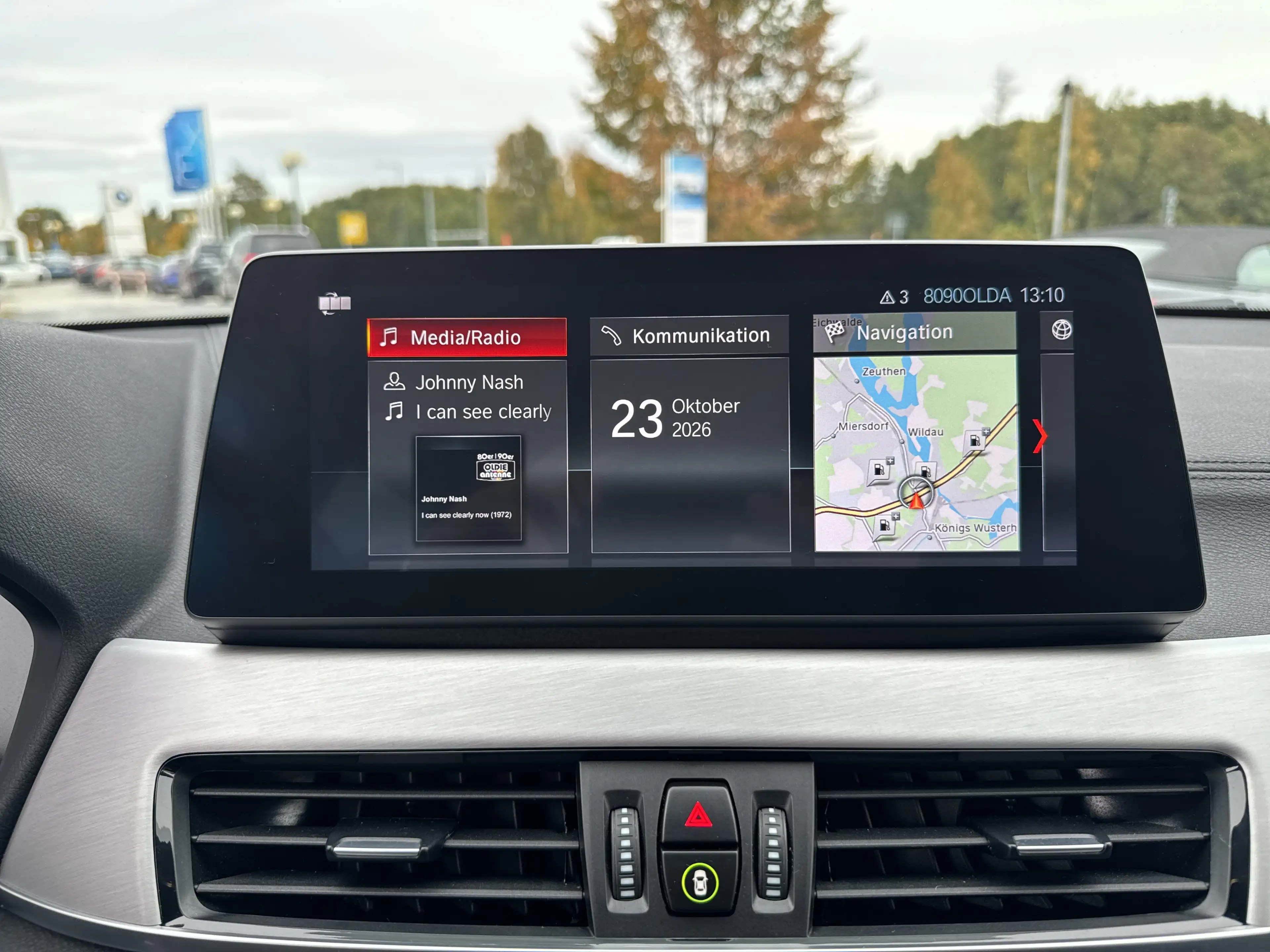 BMW X2 xDrive20i — photo 15