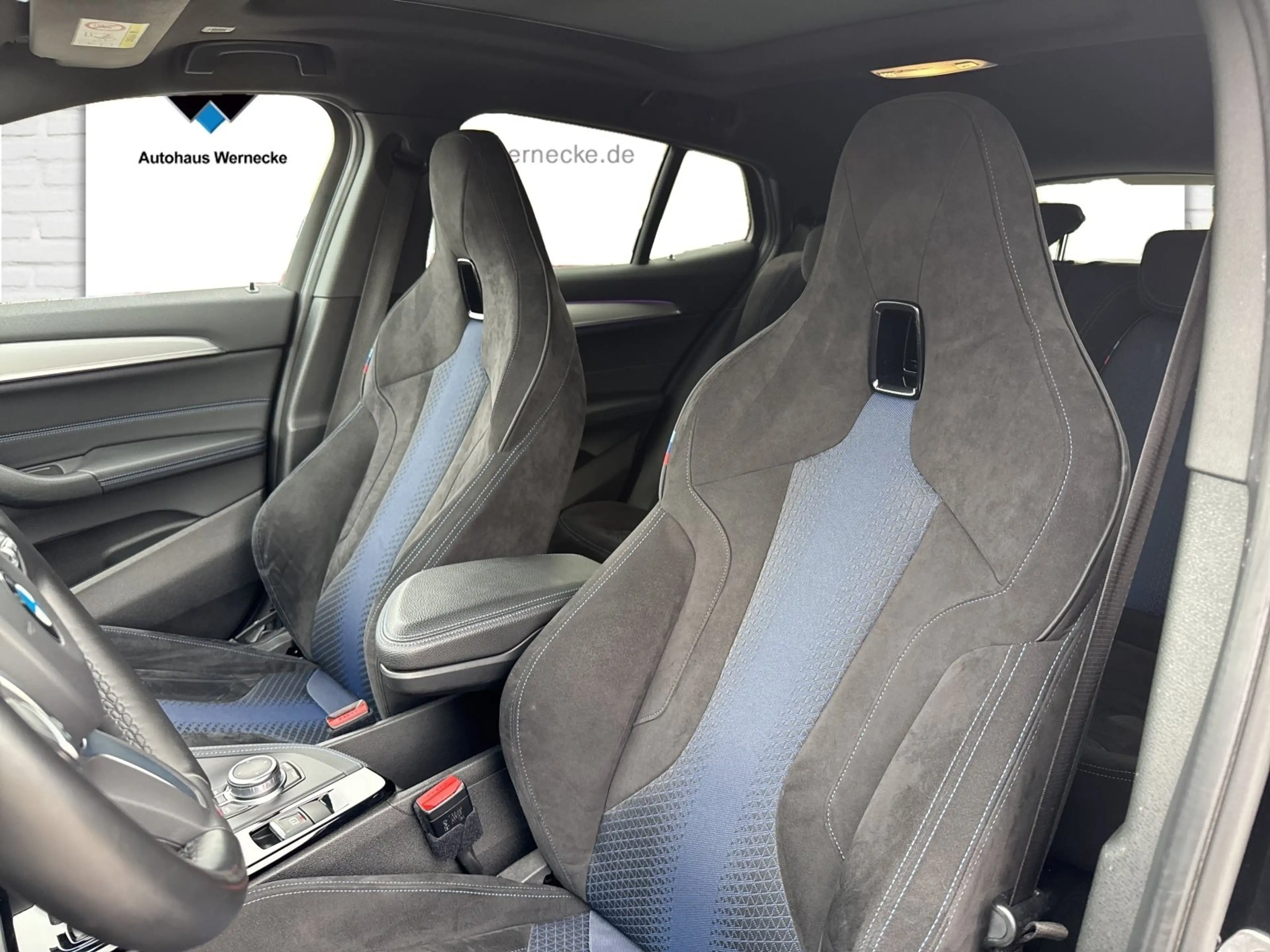 BMW X2 xDrive20i — photo 12