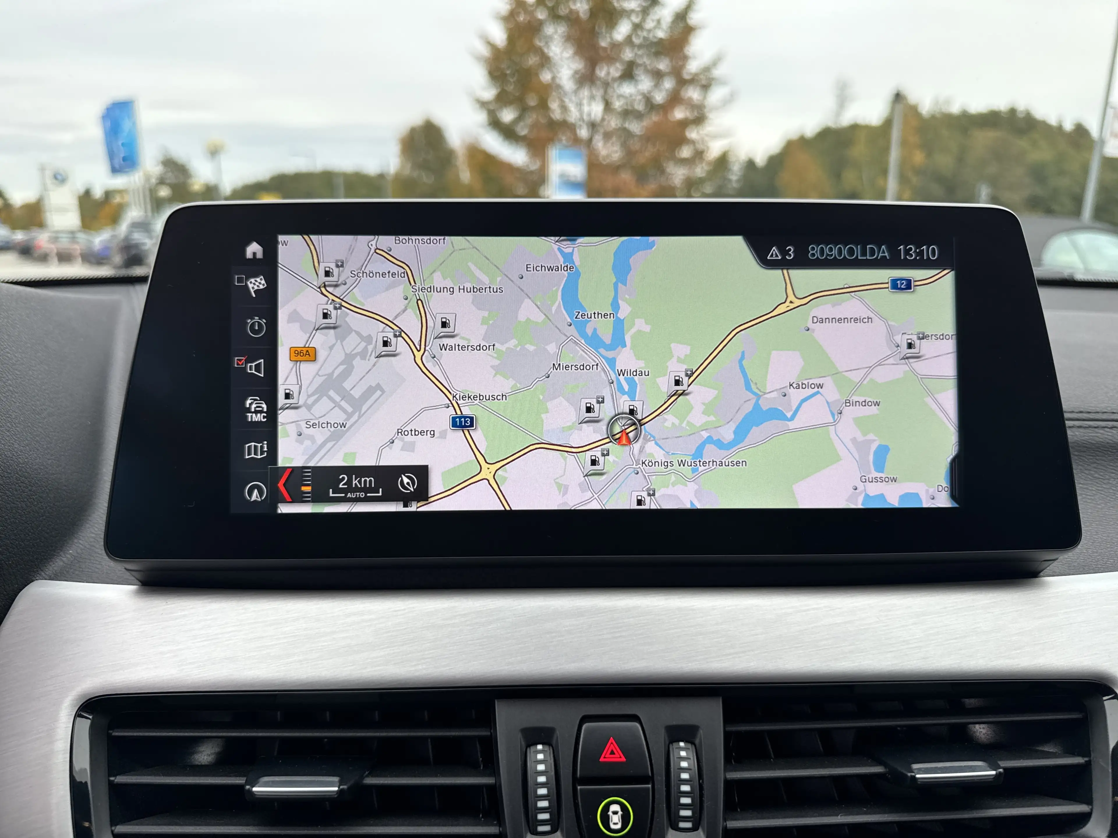 BMW X2 xDrive20i — photo 16