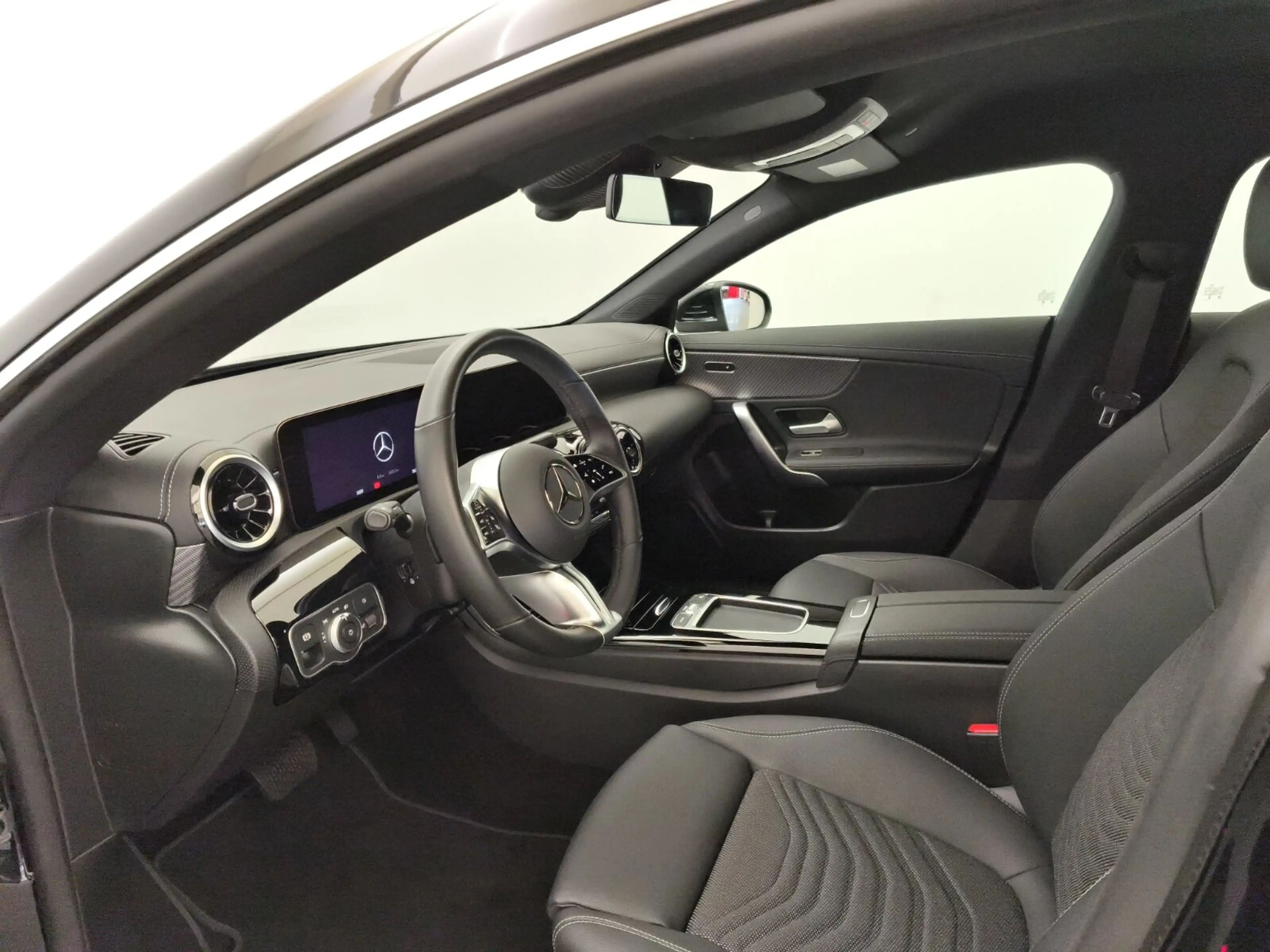 Mercedes-Benz CLA 180 CLA 180 SB Progressive Advanced 18 Zoll EasyPack — photo 11