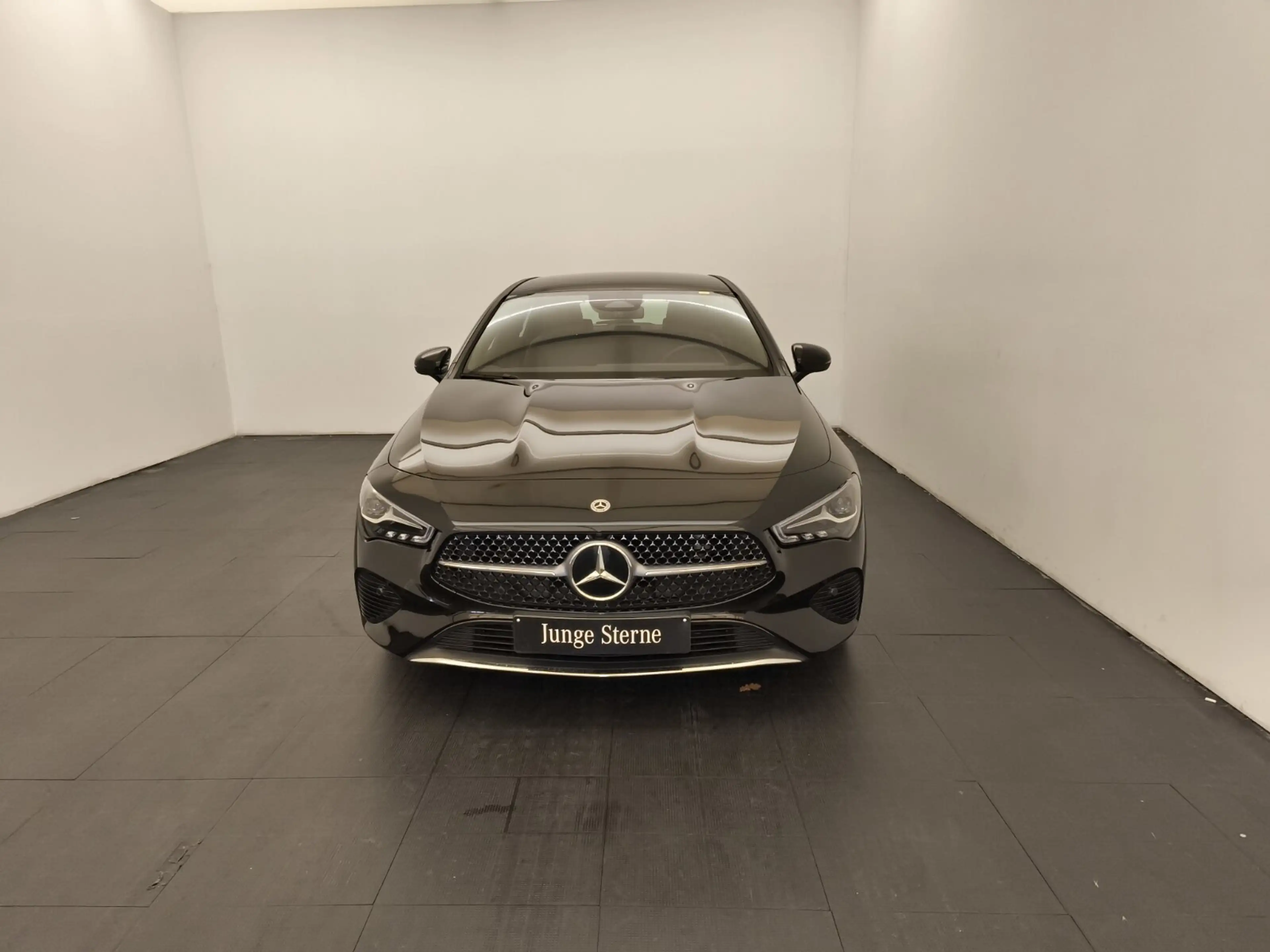 Mercedes-Benz CLA 180 CLA 180 SB Progressive Advanced 18 Zoll EasyPack — photo 2