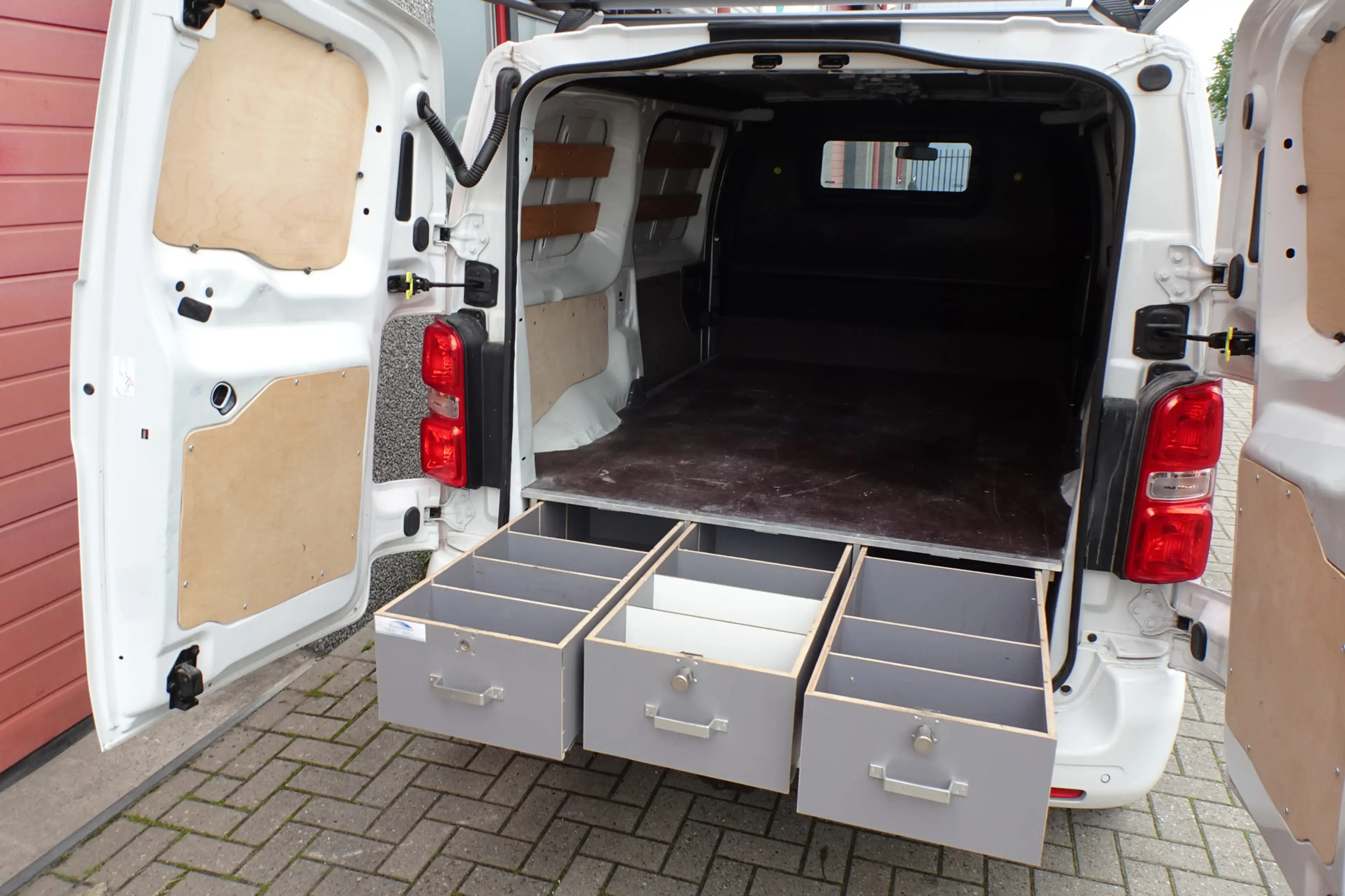 Citroen Jumpy 2.0 BlueHDI 120 M Club airco trekhaak imperiaal 2 — photo 2