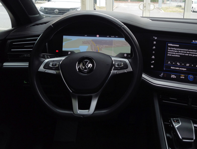 Volkswagen Touareg Elegance LUFTFAHRW./ALLRADLENKUNG/MATRIX — photo 4