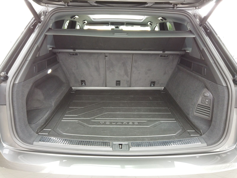 Volkswagen Touareg Elegance LUFTFAHRW./ALLRADLENKUNG/MATRIX — photo 8