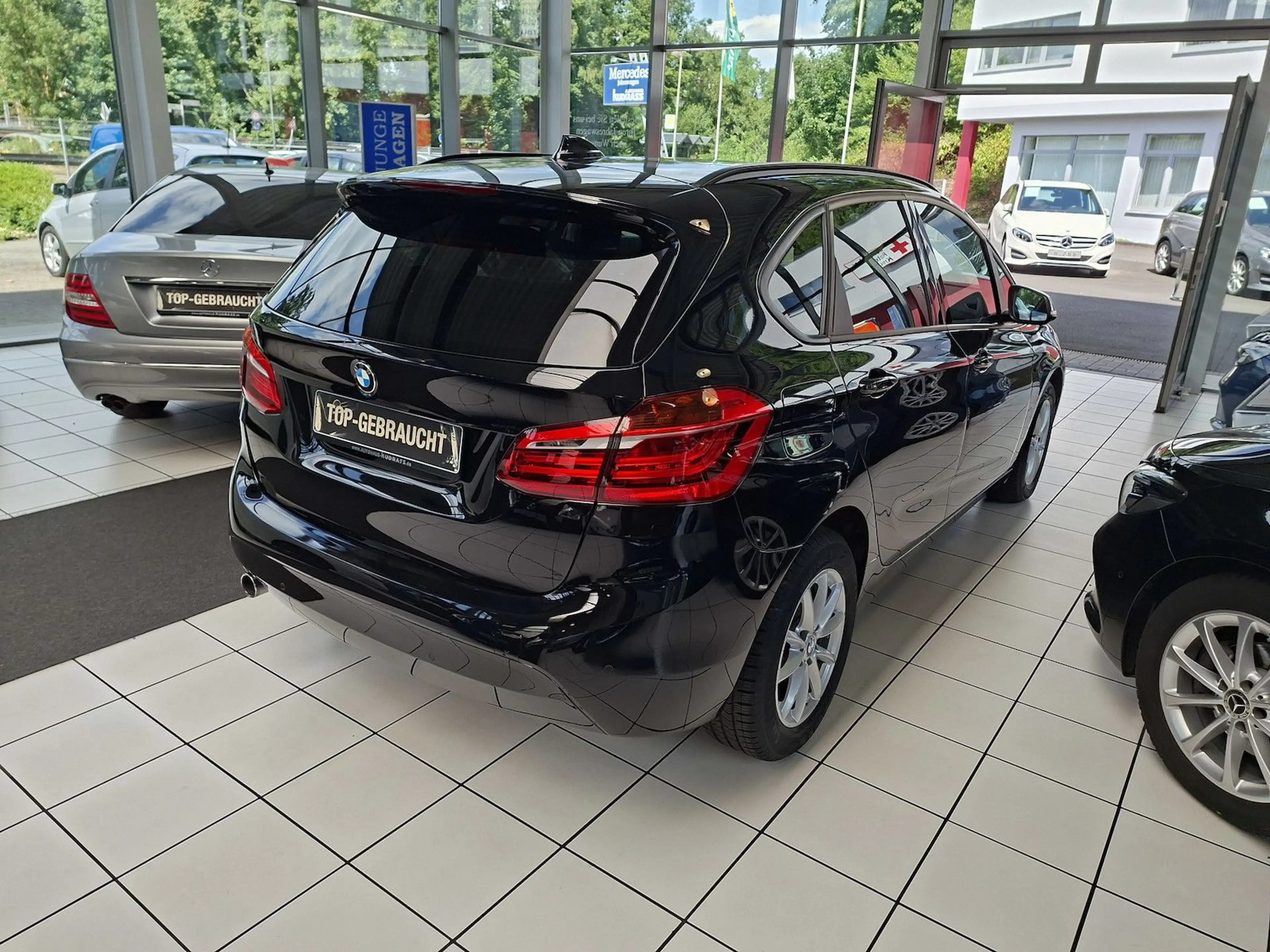 BMW 216 TOURER ADVANTAGE PTS SHZ — photo 2
