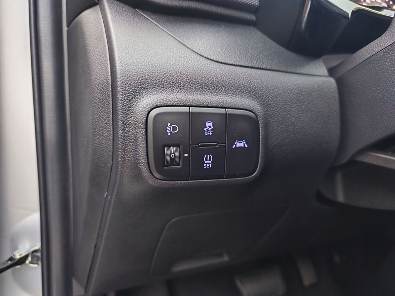 Hyundai i10 / AUTOMATIK / Allwetter / wenig KM — photo 17