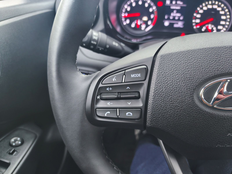 Hyundai i10 / AUTOMATIK / Allwetter / wenig KM — photo 10