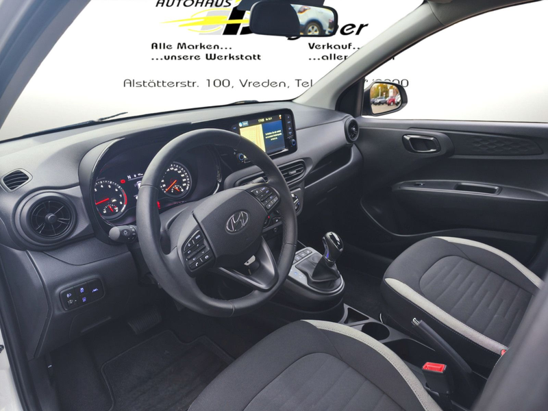 Hyundai i10 / AUTOMATIK / Allwetter / wenig KM — photo 9