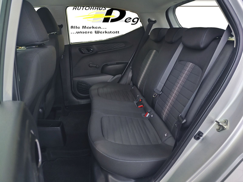 Hyundai i10 / AUTOMATIK / Allwetter / wenig KM — photo 15