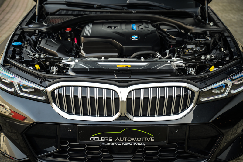 BMW 330 3-serie Touring 330e M-Sport Facelift | SOH 97% | — photo 40