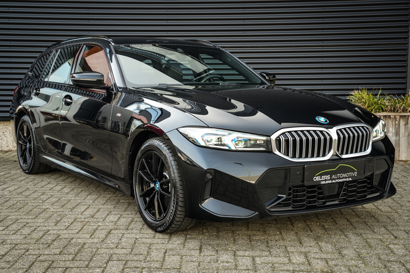 BMW 330 3-serie Touring 330e M-Sport Facelift | SOH 97% | — photo 8