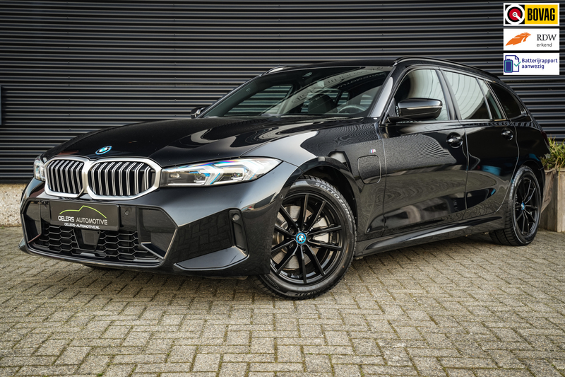 BMW 330 3-serie Touring 330e M-Sport Facelift | SOH 97% |