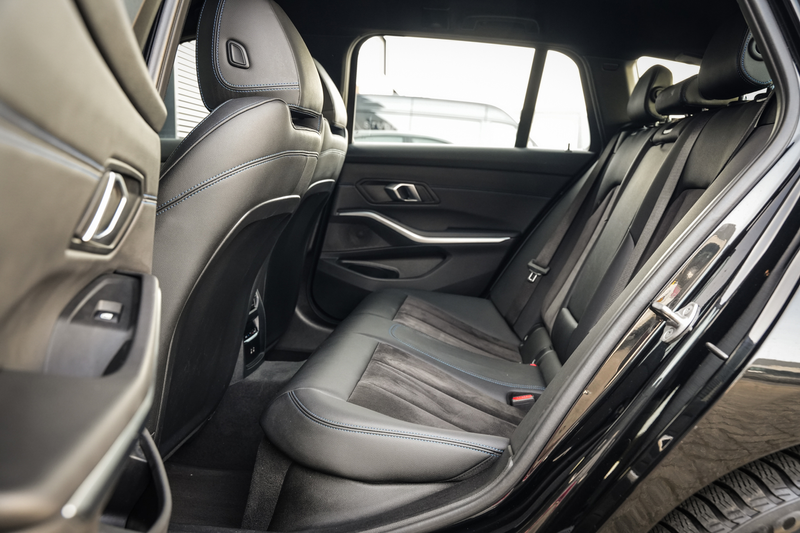 BMW 330 3-serie Touring 330e M-Sport Facelift | SOH 97% | — photo 5