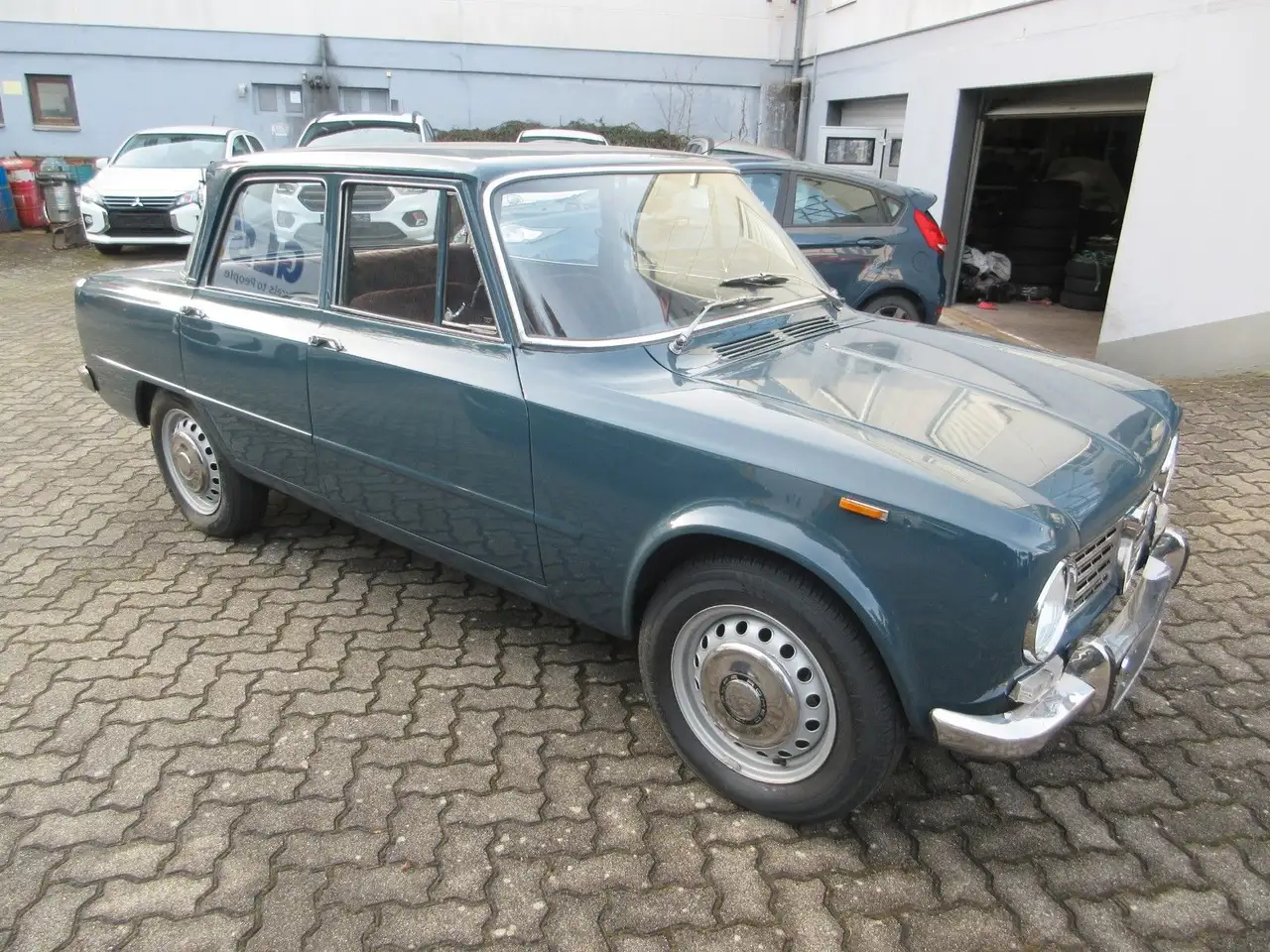 Alfa Romeo Giulia 1300 TI Oldtimer/Bandtacho, foto 2