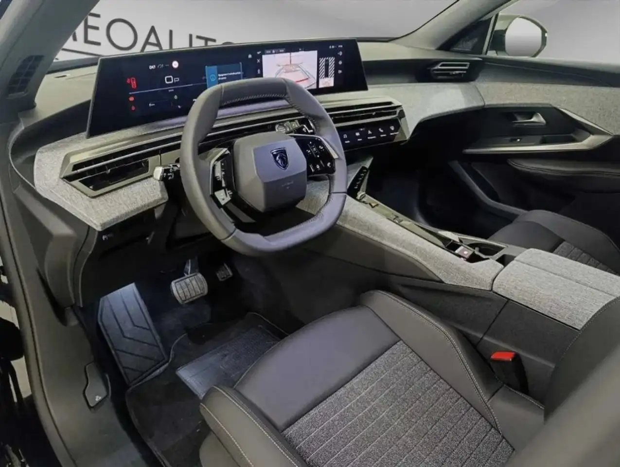 Peugeot 3008 Hybrid 145 e-DCS6 Allure €. 10.000 A TASSO % 4