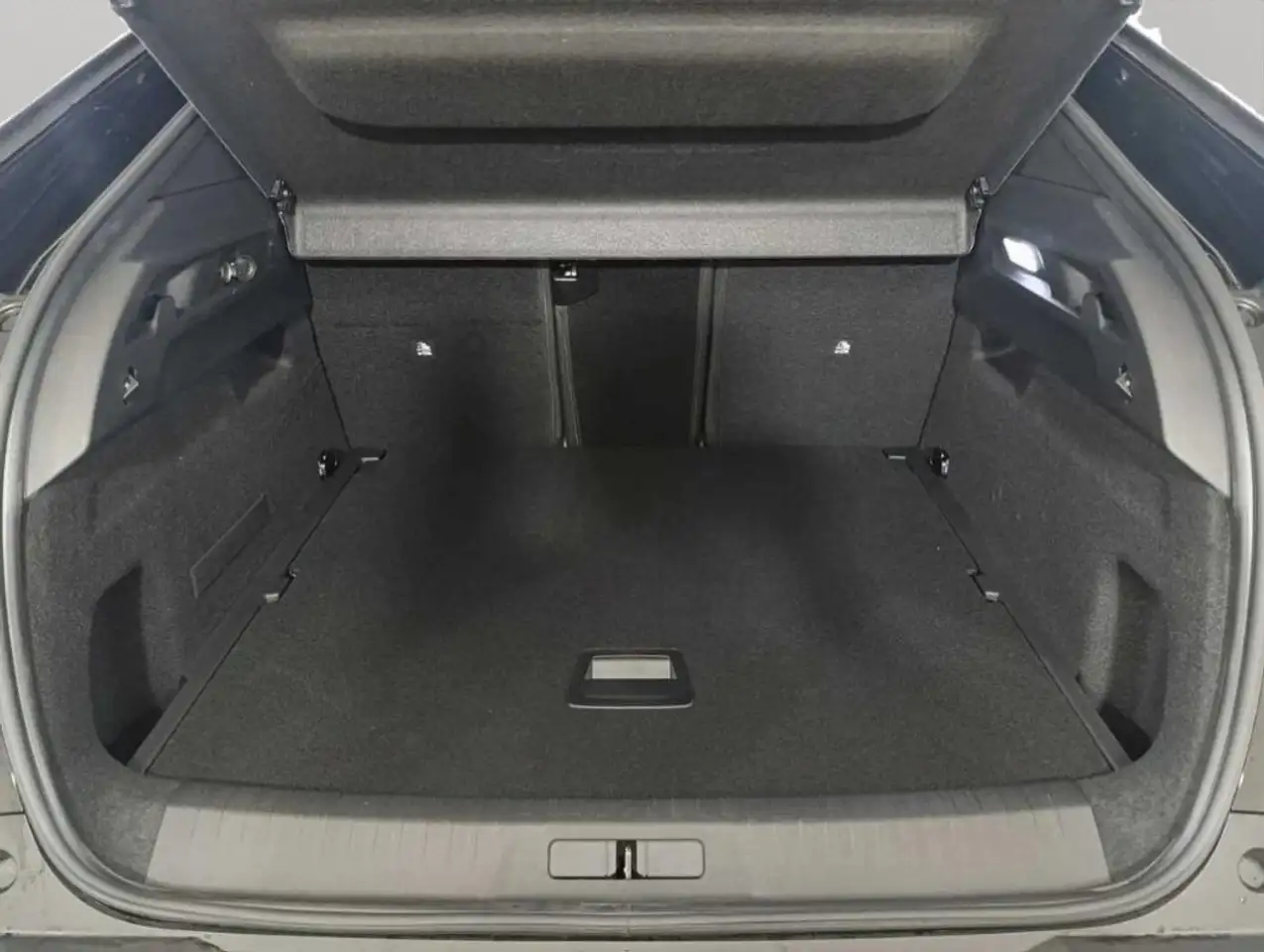 Peugeot 3008 Hybrid 145 e-DCS6 Allure €. 10.000 A TASSO % 16