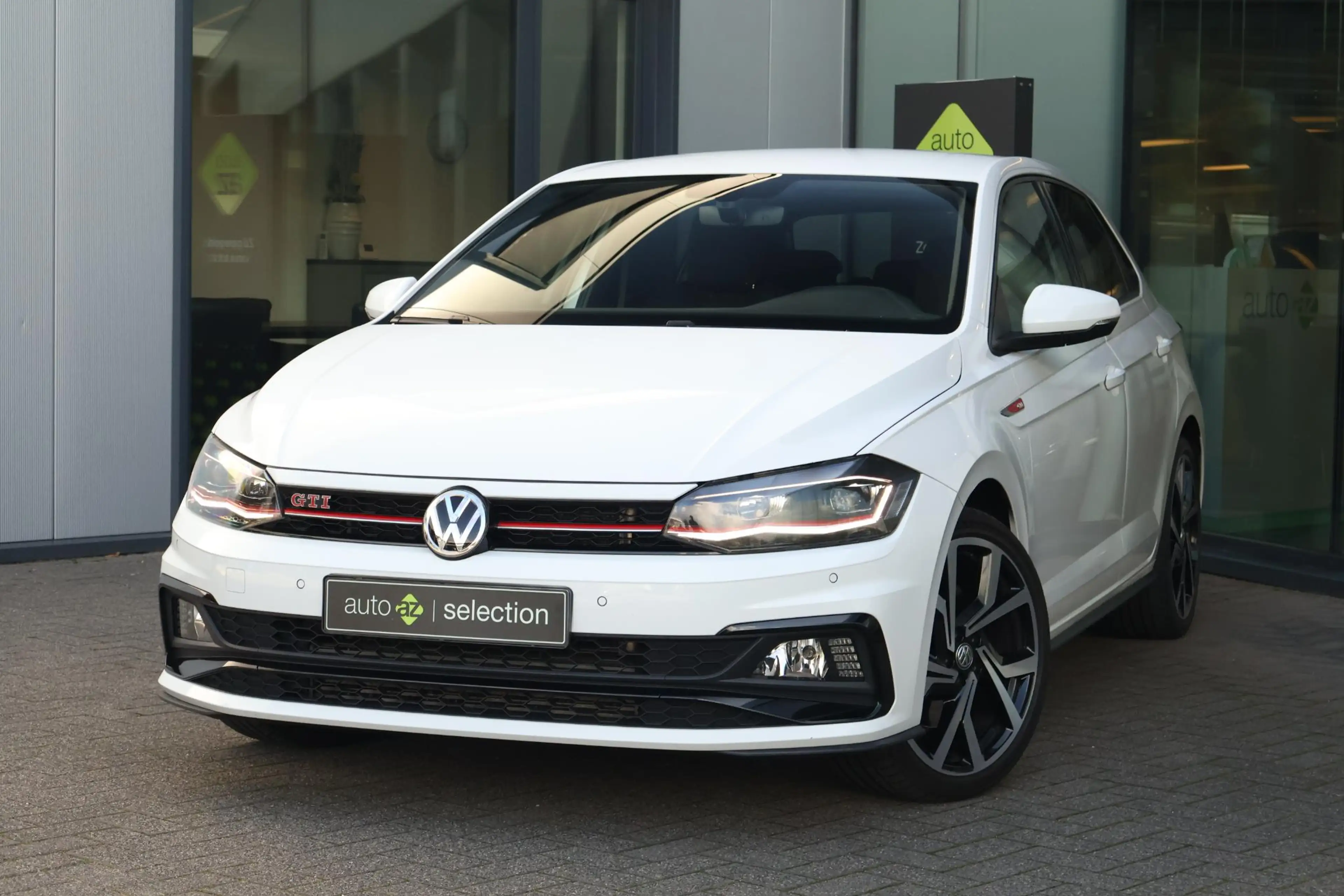 Volkswagen Polo GTI 2.0 TSI / Beats / PDC — photo 3