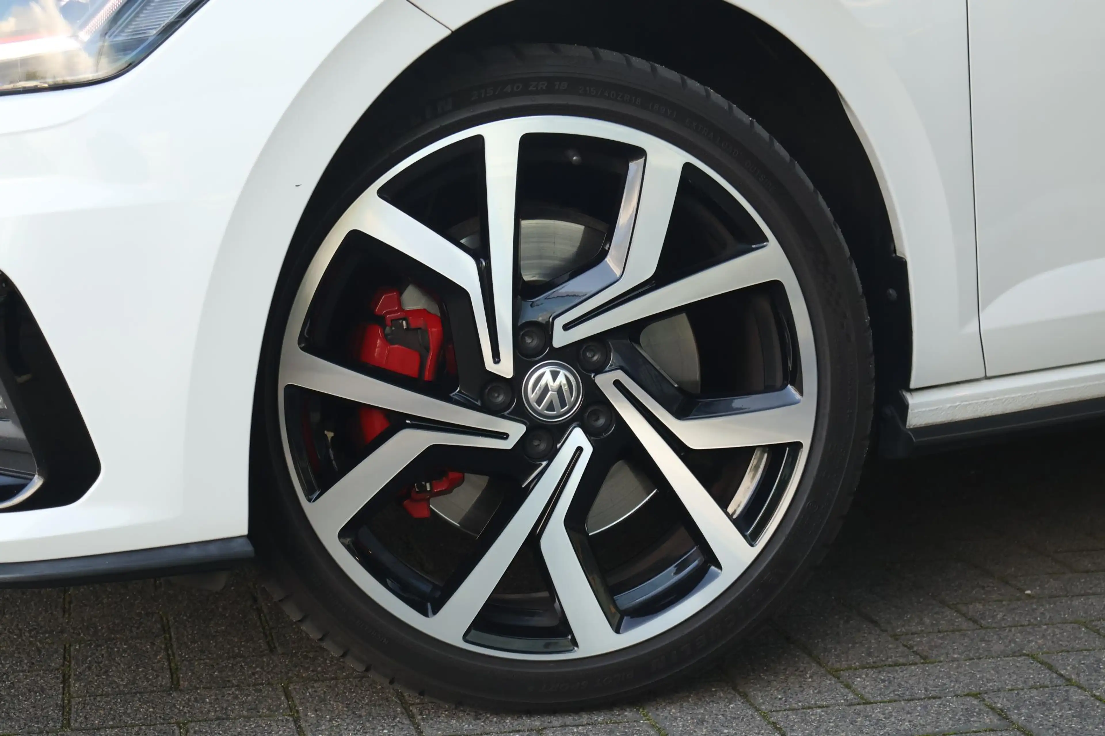 Volkswagen Polo GTI 2.0 TSI / Beats / PDC — photo 5