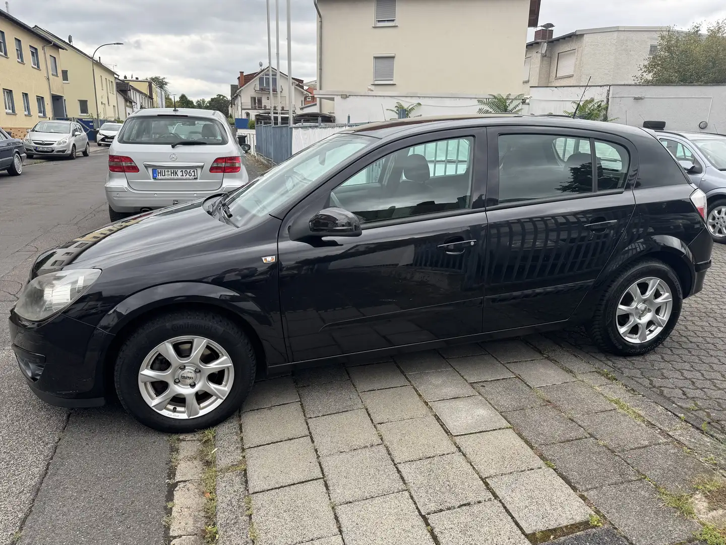 Opel Astra H Isofix*Tempomat*Klima*Scheinwerferreinigung Schwarz - 2