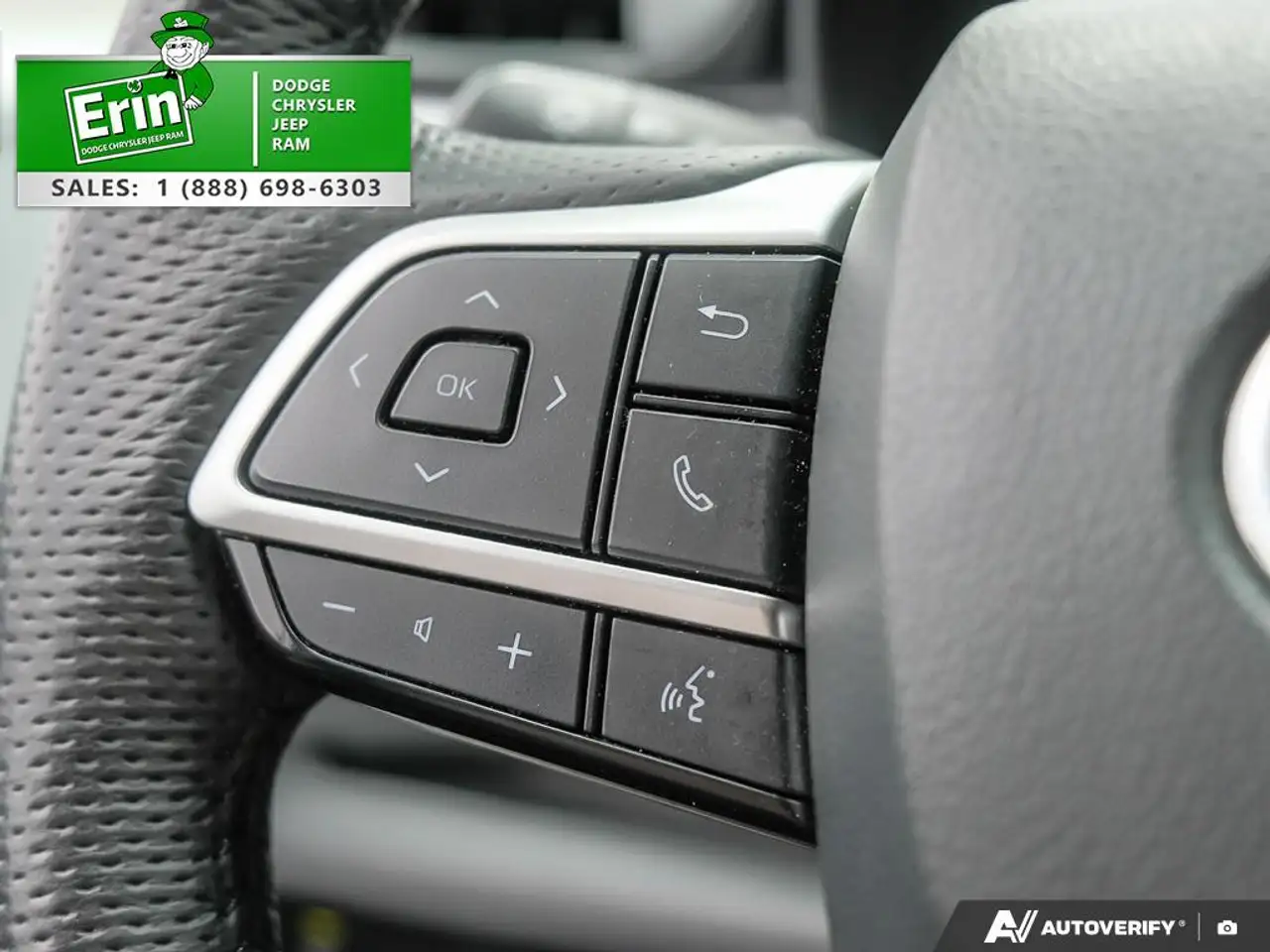 Toyota Sienna снимка Toyota Sienna