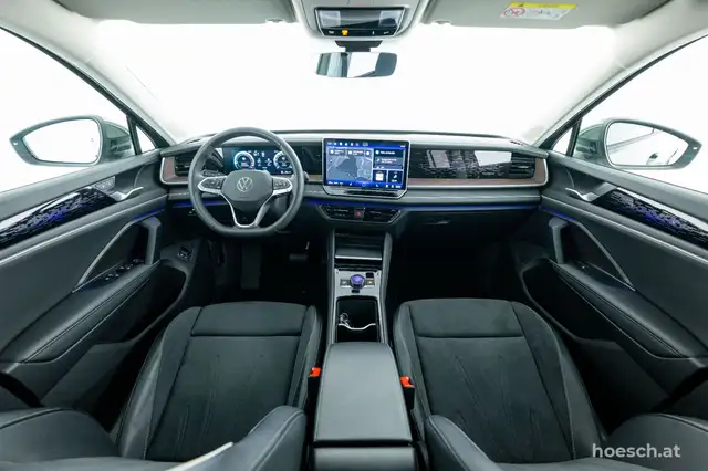 Volkswagen Tayron view 5