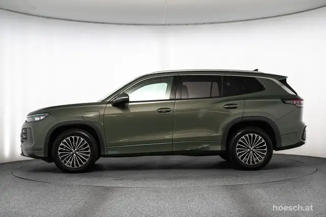 Volkswagen Tayron view 3
