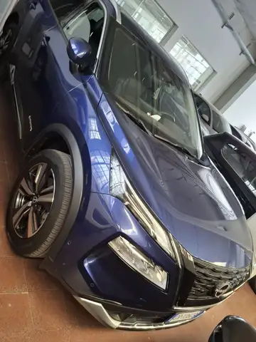 Nissan X-Trail view 11