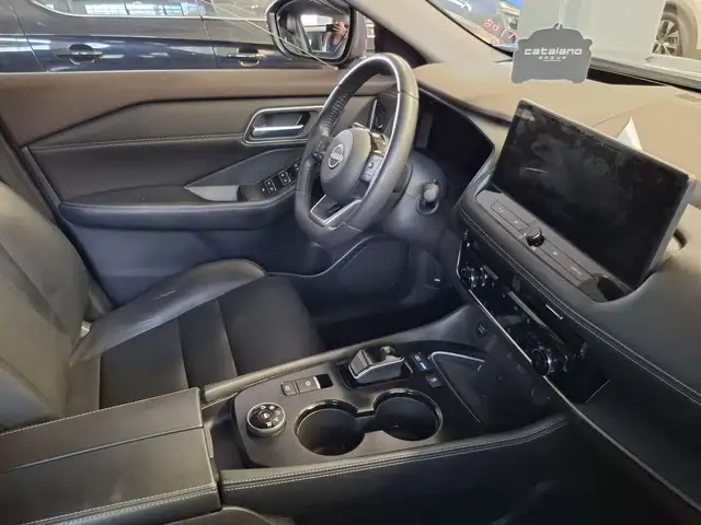Nissan X-Trail view 12