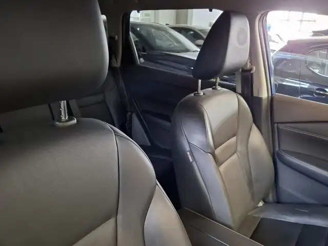 Nissan X-Trail view 8