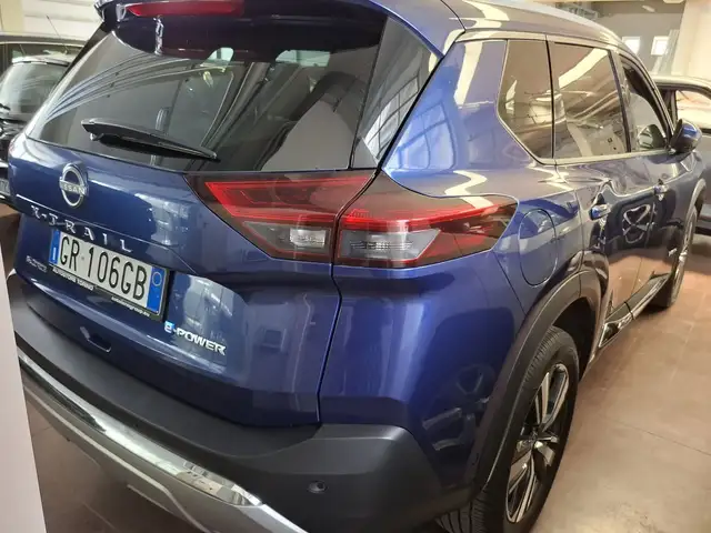 Nissan X-Trail view 7