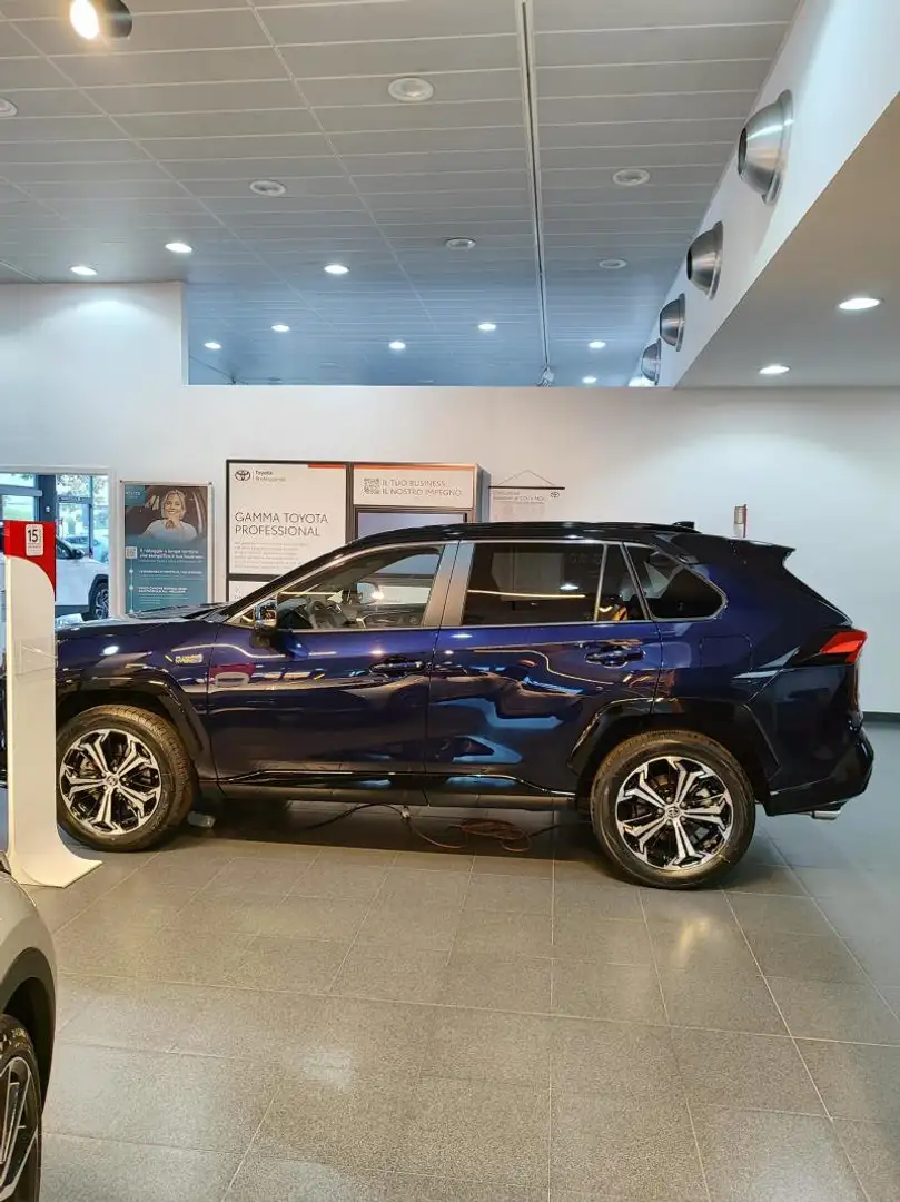 Toyota RAV 4 5ª serie 2.5 PHEV E-CVT AWD-i More Style Blu/Azzurro - 2